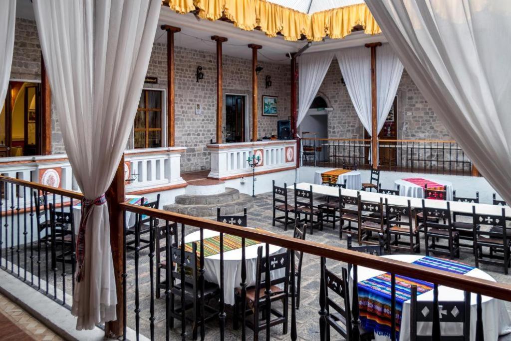 Latacunga Hostel Экстерьер фото