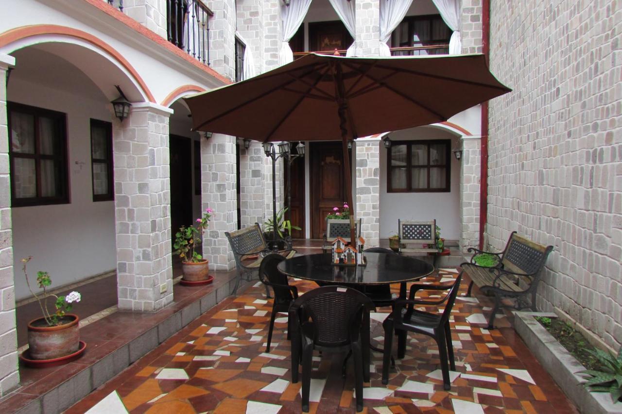 Latacunga Hostel Экстерьер фото